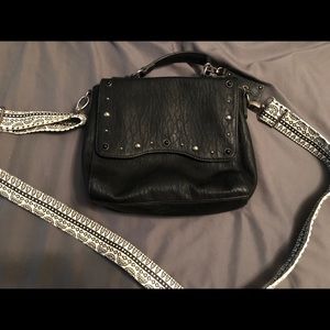 Jessica Simpson crossbody